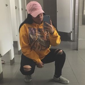 Meet your Posher, Zuria